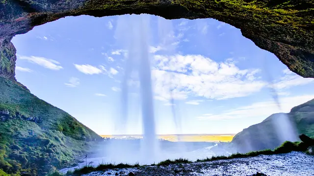 Iceland South Coast photo 9