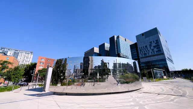 Montreal Around the City photo 19
